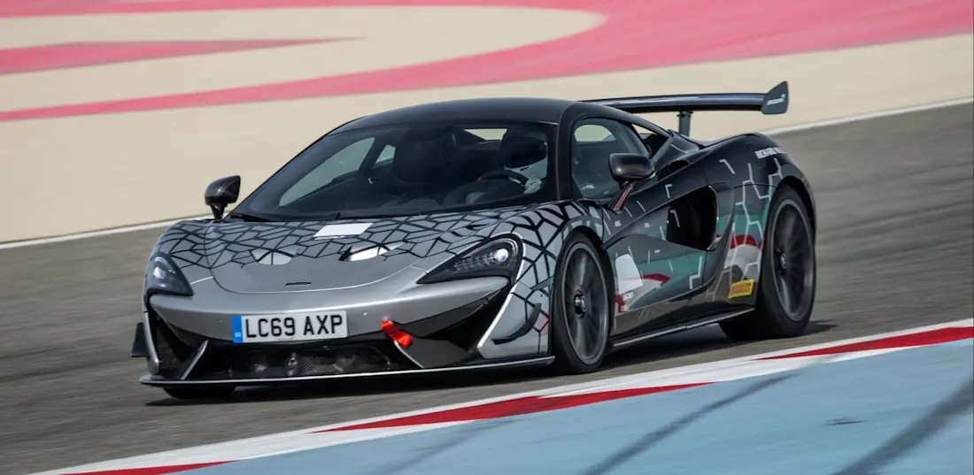 McLaren 620R: volbloed GT4-racer voor op straat McLaren 620R: volbloed GT4-racer voor op straat