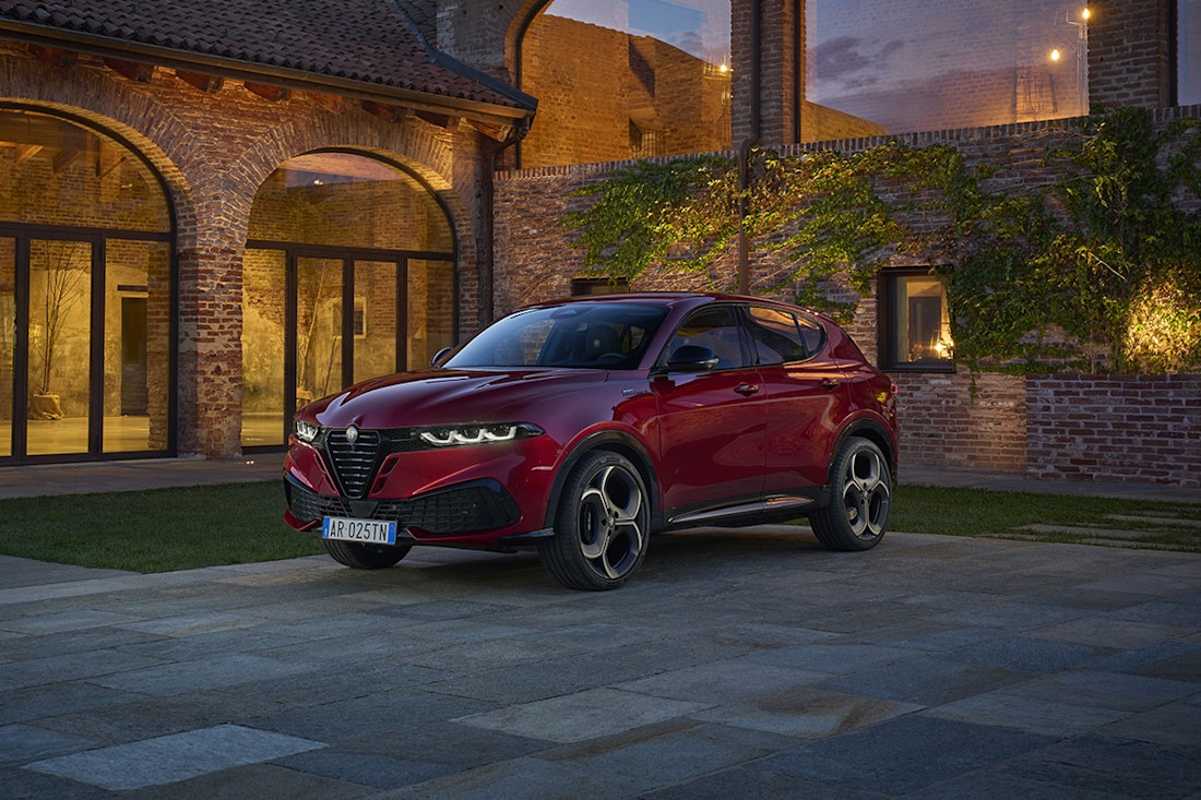 L’Alfa Romeo Tonale s’offre une mise à jour (très) subtile (2025)