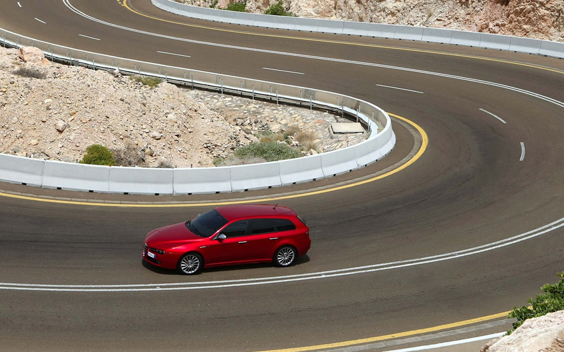 alfa-romeo-159-sw-overview