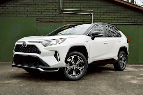 Editorial 2021 toyota rav4 prime xse technology 03 sha