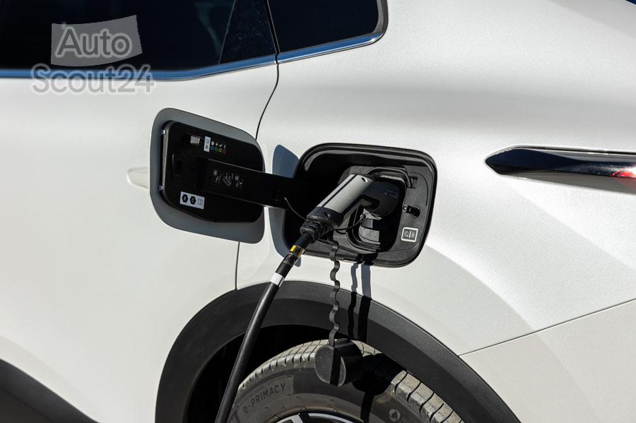 e-C4-X-Electric-045.jpg