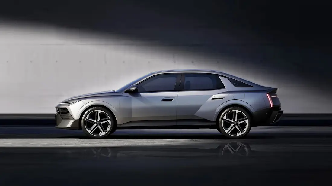 2027 Hyundai Elantra Avante 3