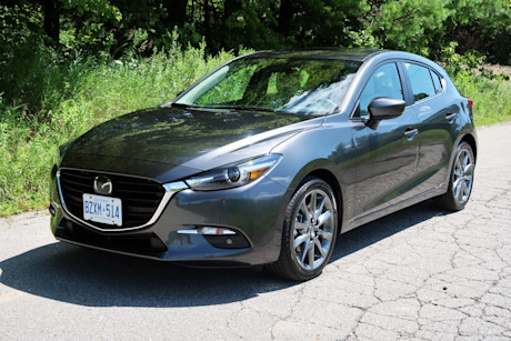 Editorial 2018 mazda3 sport gt 02 jm