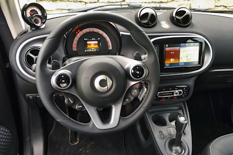 Editorial 2017 smart fortwo prime 17 sb