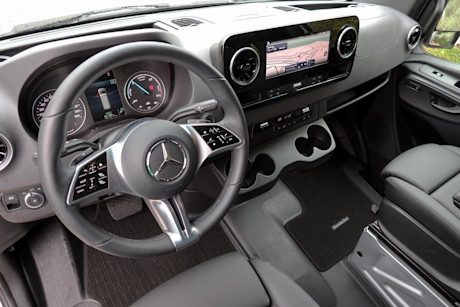Editorial 2024 mercedes benz esprinter fd 240205 30 jm