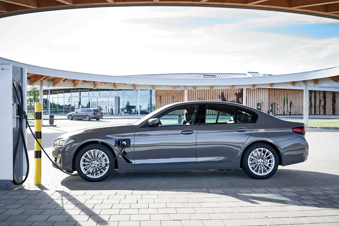 Plug-in BMW 5 Plug-in BMW 5