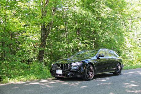 Editorial 2021 mercedes amg e 63 s wagon 07 dw