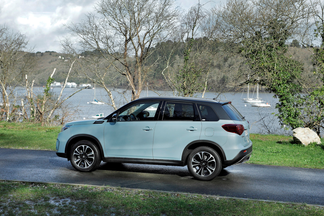 Suzuki_Vitara_1-4_Boosterjet_Hybrid_Brest_4.jpg