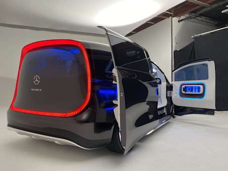 5 Cool Things You Need to Know About the Mercedes Vision V Concept Body Image