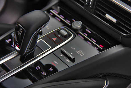 Editorial 2020 porsche caynne coupe turbo 23 dw
