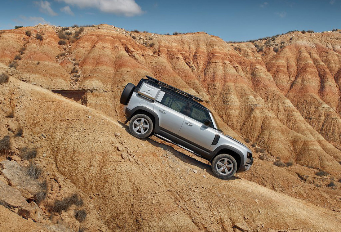 Land_Rover-Defender_110-2020-1024-2c.jpg