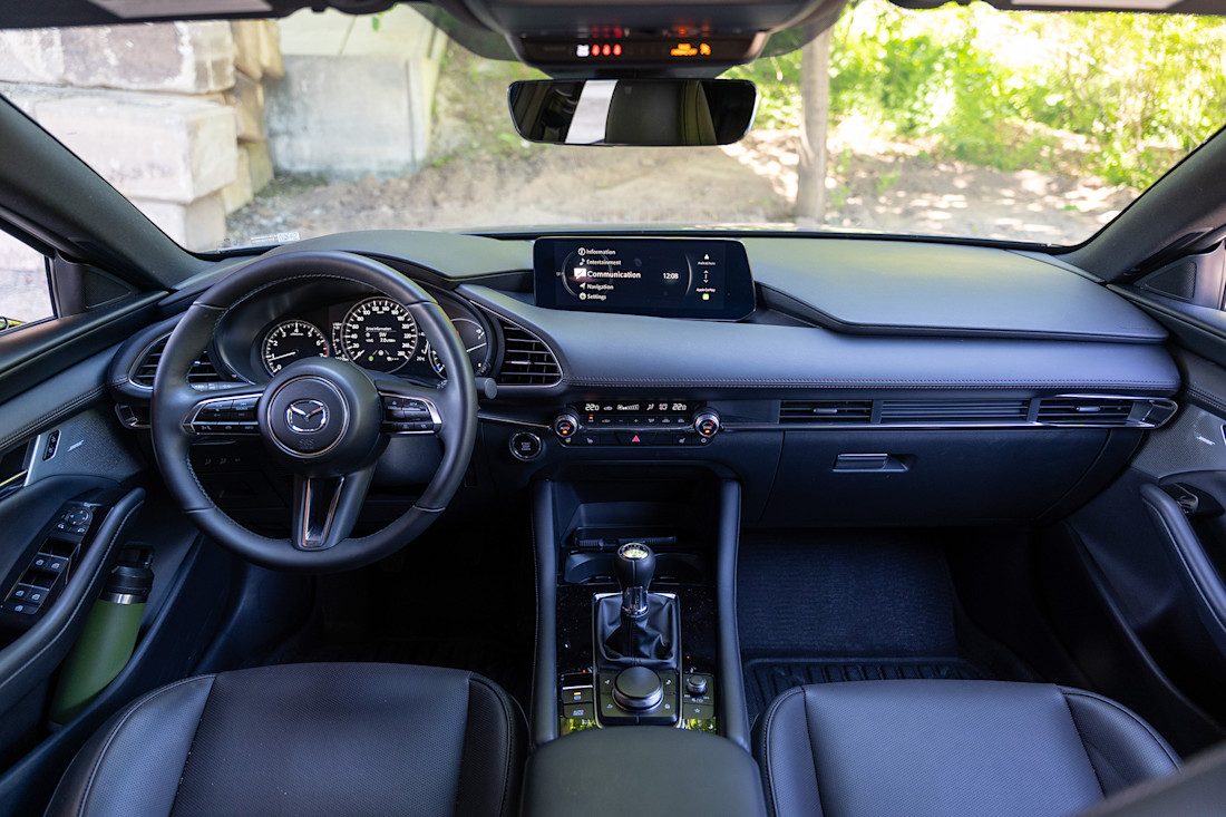2026 Kia K4 vs Mazda3 - COMP - JW - 260626 - 12.jpg