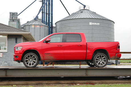 Editorial 2019 ram 1500 sport 09 jm