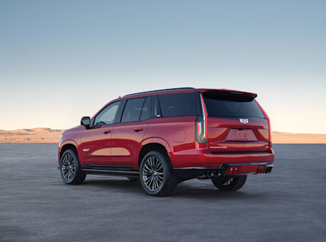 Editorial 2023 cadillac escalade v 06 cadillac