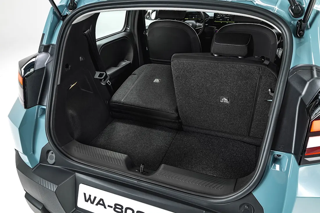 BEBE20260910 Dacia Spring 03