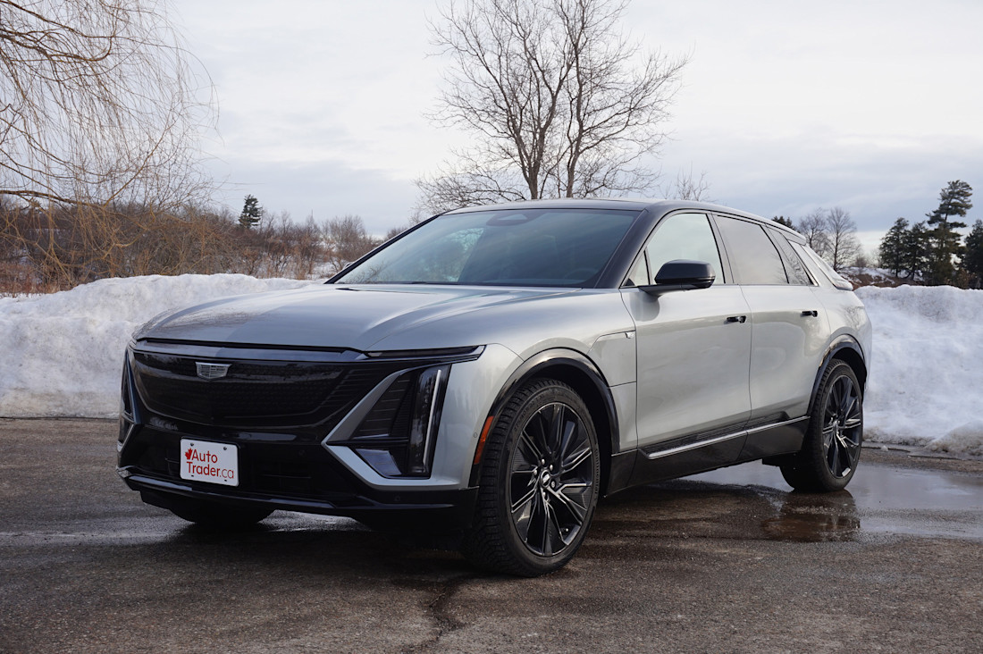 Editorial 2025 cadillac lyriq td jl 250318 34