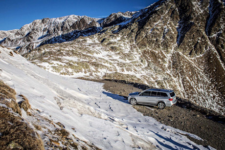Editorial 2017 mercedes benz gls 500 4matic 04 bm
