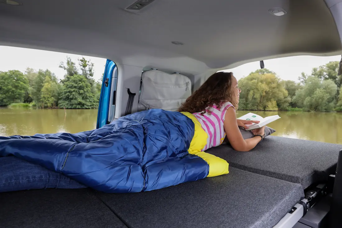 Camper Caddy+California  Interior  2