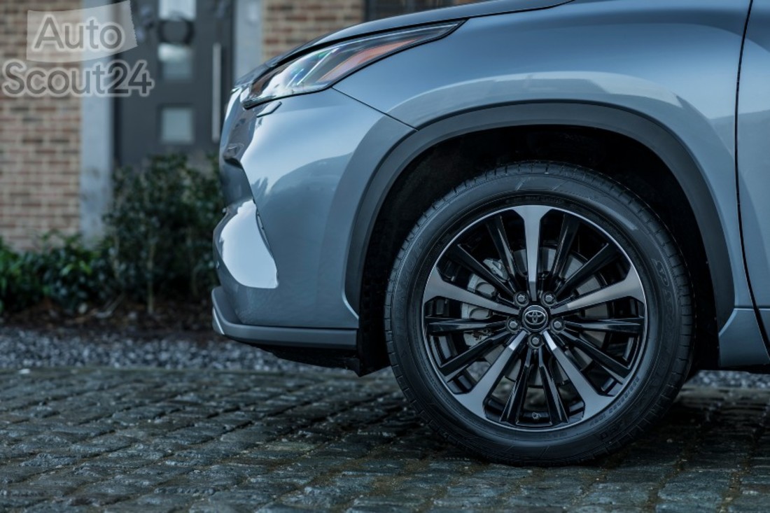 Toyota Highlander Electric Hybrid 2021 - Detalles (1) (1).jpg