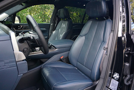 Editorial 2025 cadillac escalade iq fd di 20250313 19