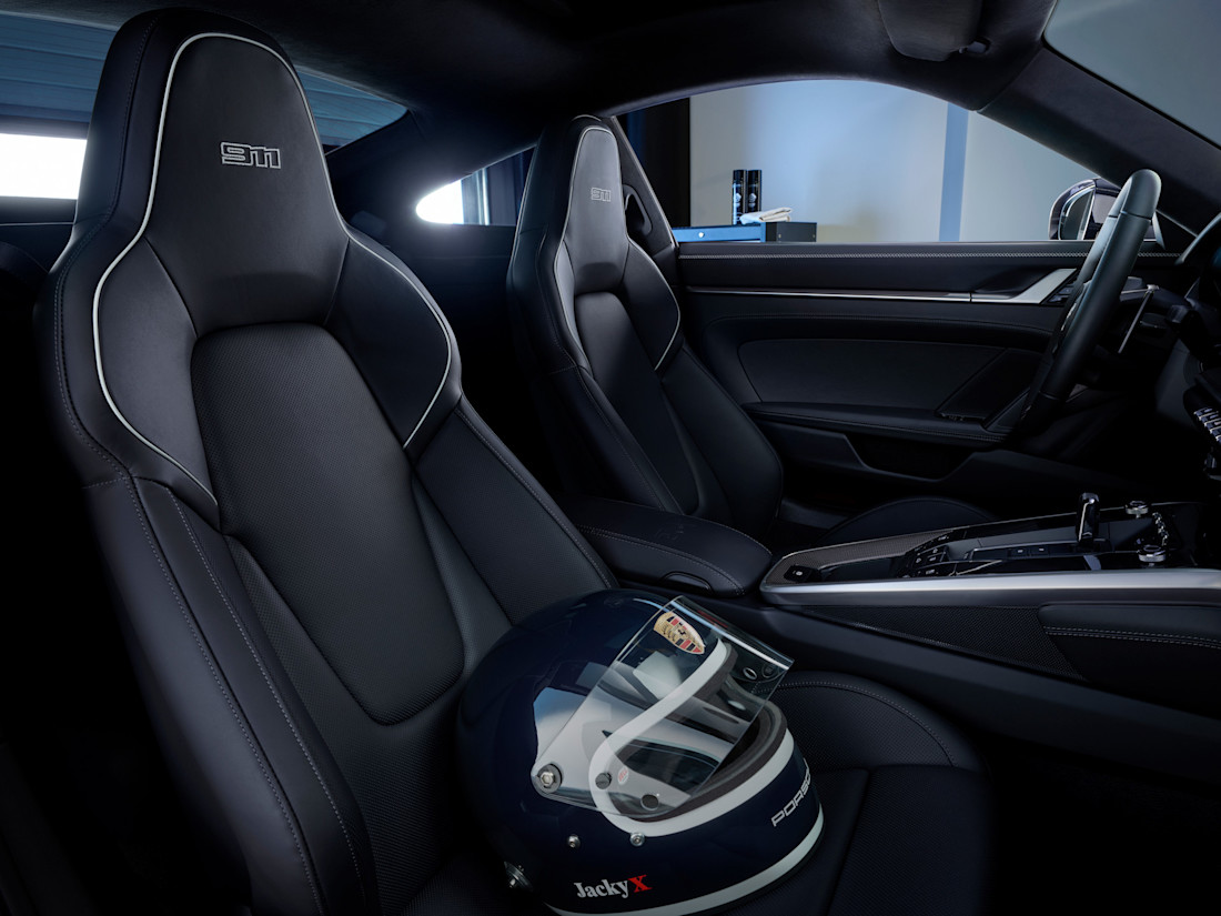 M05_992_JackyX_InnenraumBS 2.jpg