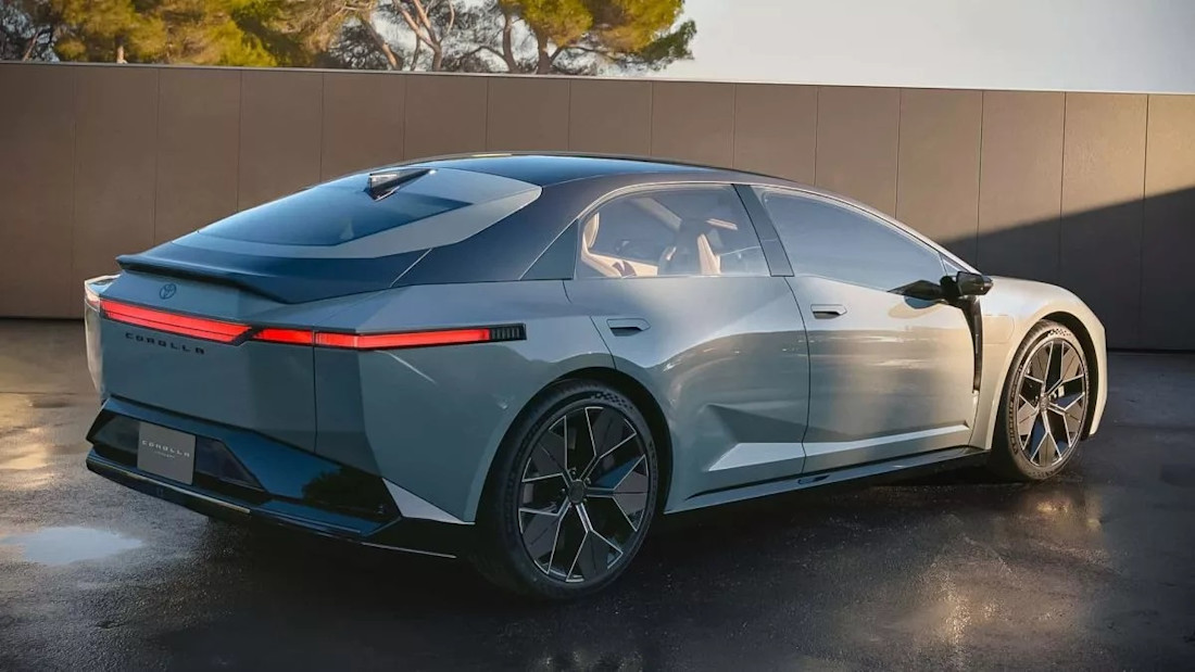toyota-corolla-concept-2025 (9).jpg