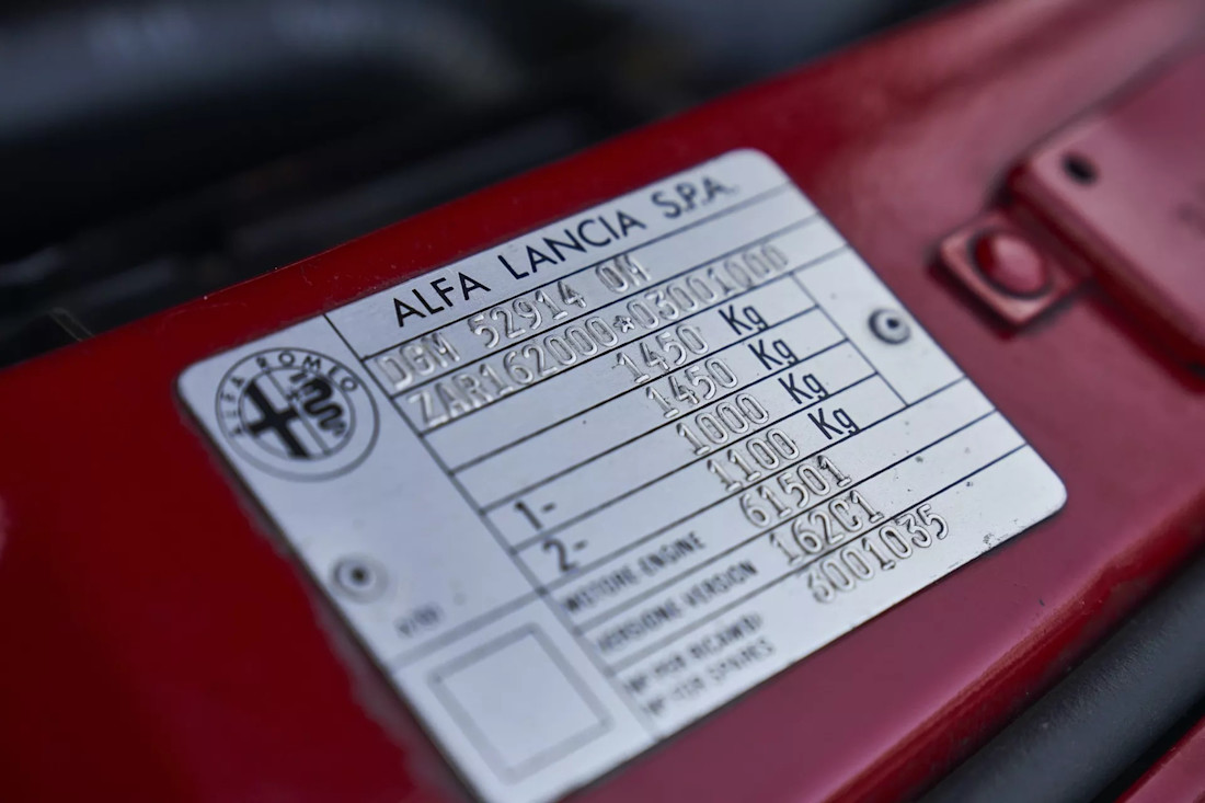 Alfa-Romeo-SZ-Trofeo (8).jpg