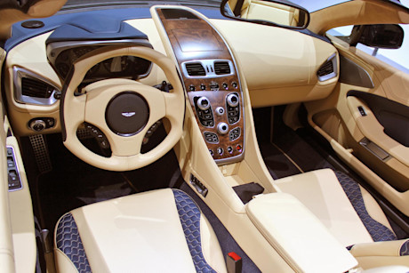 Editorial 17 pb aston martin vanquish