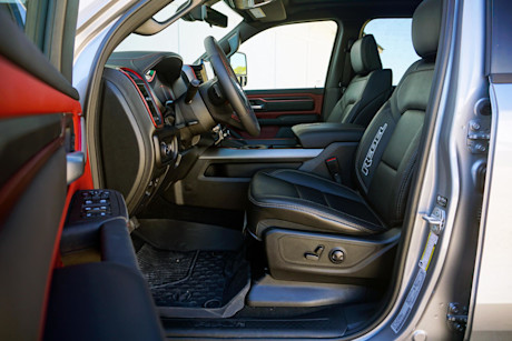 Editorial 2025 ram 1500 rebel 240222 11 di