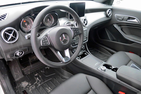 Editorial 10 pw 2015 mercedes benz 4matic