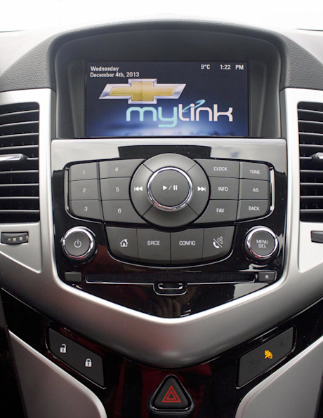Editorial 2014 chevrolet cruze rs turbo jw 10