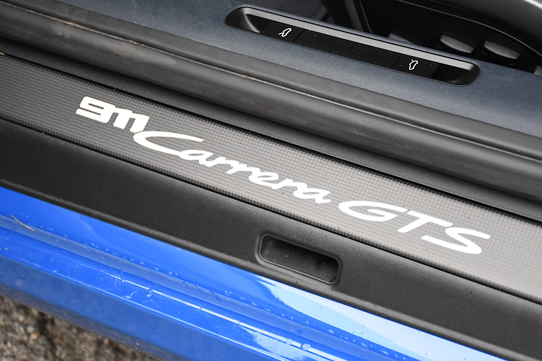 2027 Porsche 911 GTS T Hybrid - FD - DR - 261014 - 38.jpg