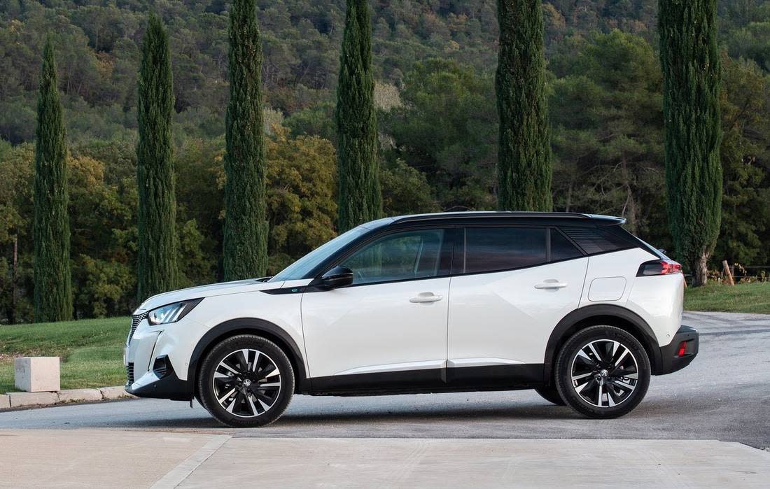 2gQM5Xf8jEfqqcEqEh8RmZ-8007bfefbb1a5421f7a937da2d350384-Peugeot-e-2008-2020-1600-14-1100