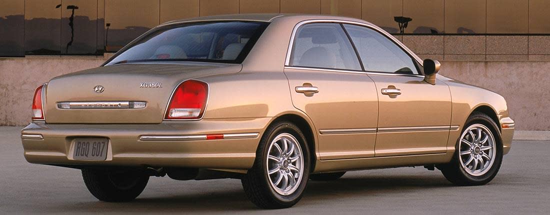 hyundai-xg-350-back