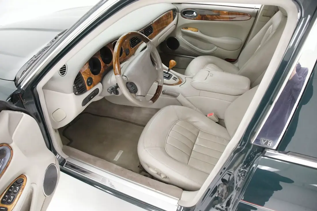 jaguar-xj-pickup-1998 (5).webp