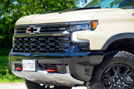 Chevrolet Silverado ZR2 2022 : essai routier Image