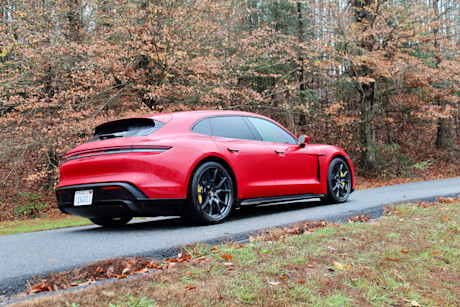 Editorial 2025 porsche taycan gts sport turismo fd pb 241118 3