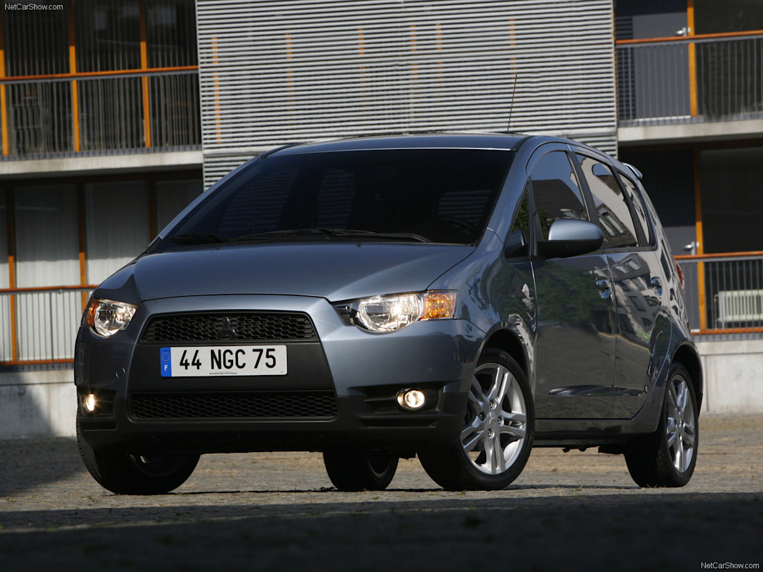 Mitsubishi-Colt-2009-1600-01