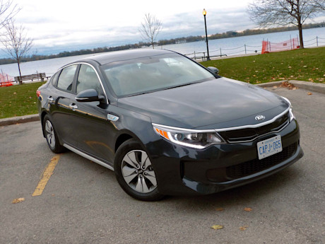 Editorial 2017 kia optima hybrid lx 01 jb