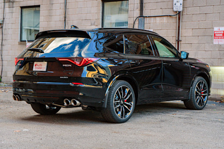 Editorial 2024 acura mdx type s ultra td 240205 05 kd