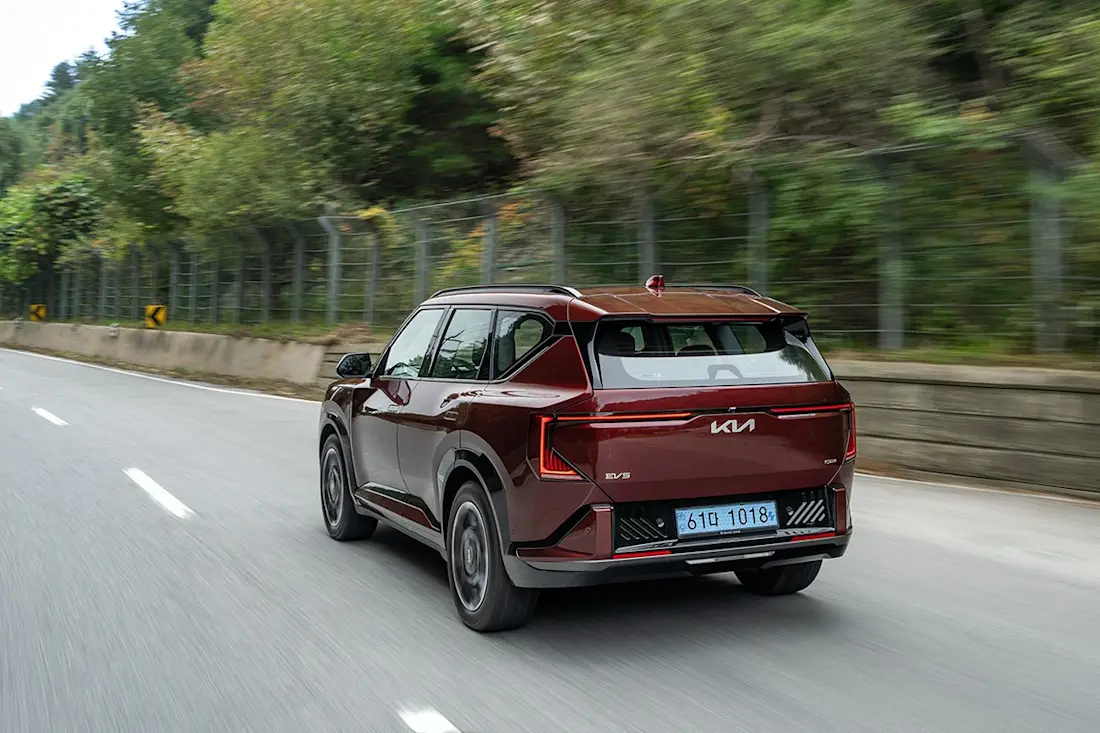 BEBE20260827 Kia EV5 06