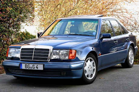Mercedes-500E-12