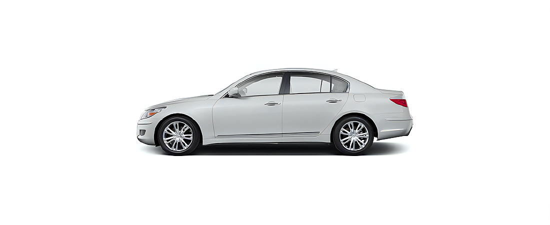 Hyundai Genesis Sedan 2011 3