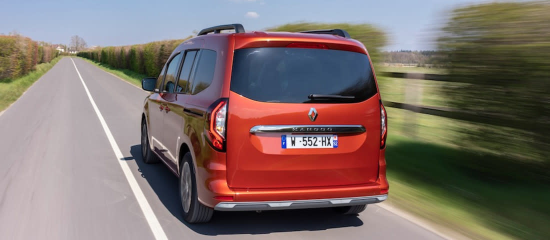 AS24-renault_06-1100