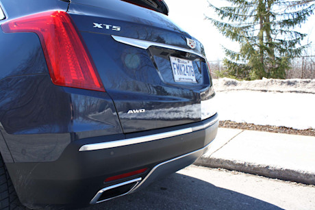 Editorial 2018 cadillac xt5 awd platinum 15 db