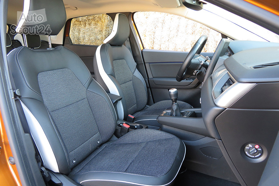 FT_3_renault captur 2021_asientos del copi.JPG