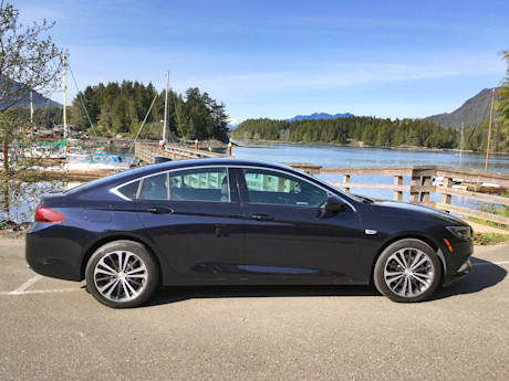 Editorial 2019 buick regal sportback 04 sb