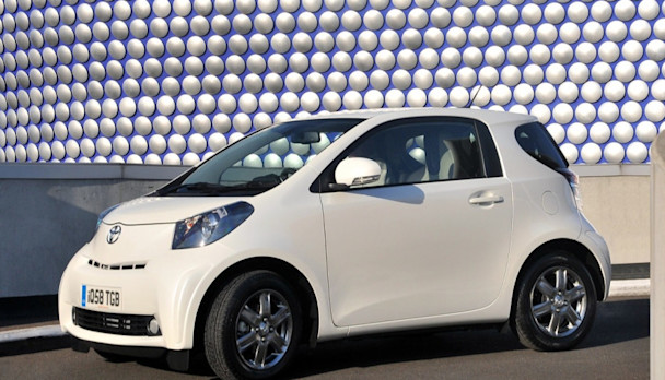 Toyota iQ