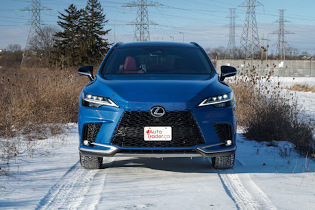 Editorial 2024 lexus rx td jv 4