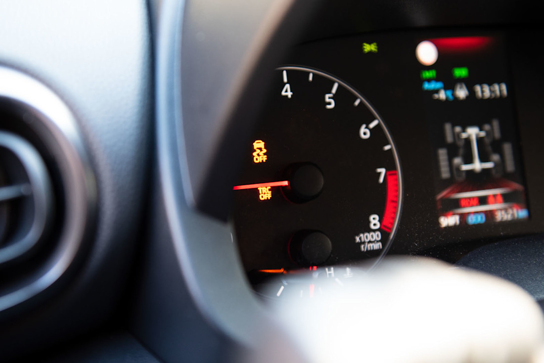 ESP am Auto: Elektronisches Stabilitätsprogramm erklärt